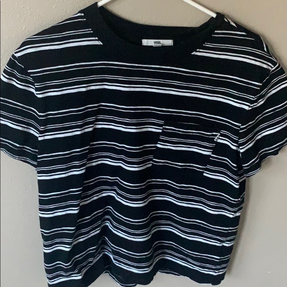 cropped vans t-shirt
